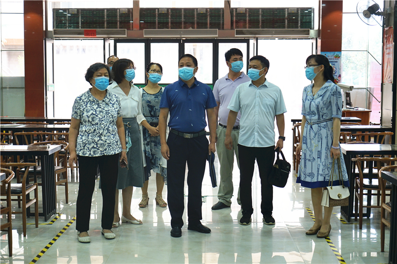 省教育厅督查组来米兰检查指导2020年秋季开学情况和疫情防控工作