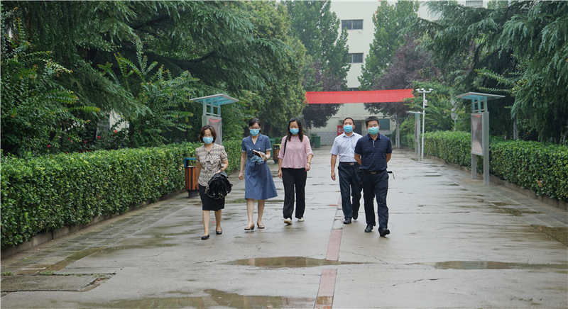 省教育厅领导到米兰检查指导疫情防控工作