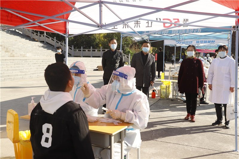 米兰顺利开展第二轮全员核酸检测工作