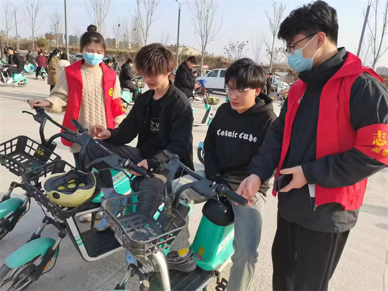 【医学技术系】赓续红色基因，弘扬雷锋精神