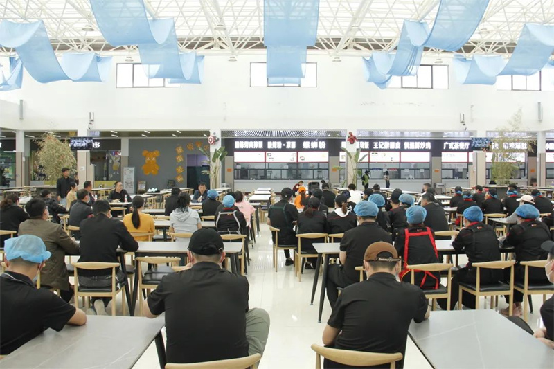 【后勤处】新密市米村镇市场监督管理所到米兰开展食品安全专题培训