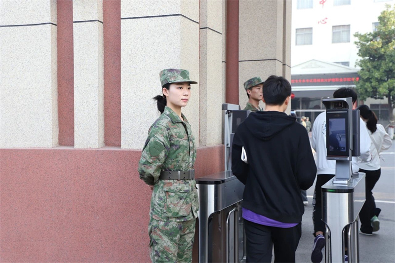 1724042925775207.jpg 7.jpg