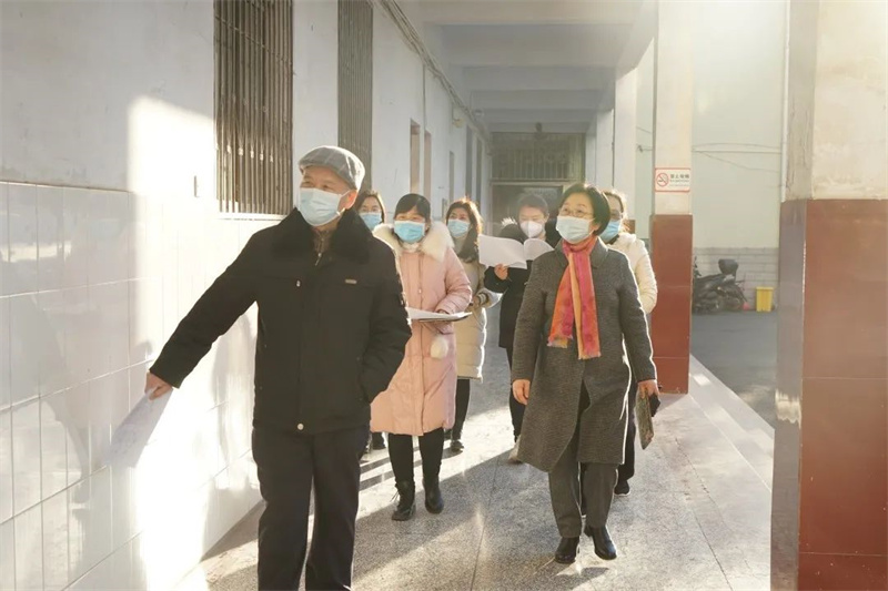 1724045095240020.jpg 教学检查张院长1.jpg