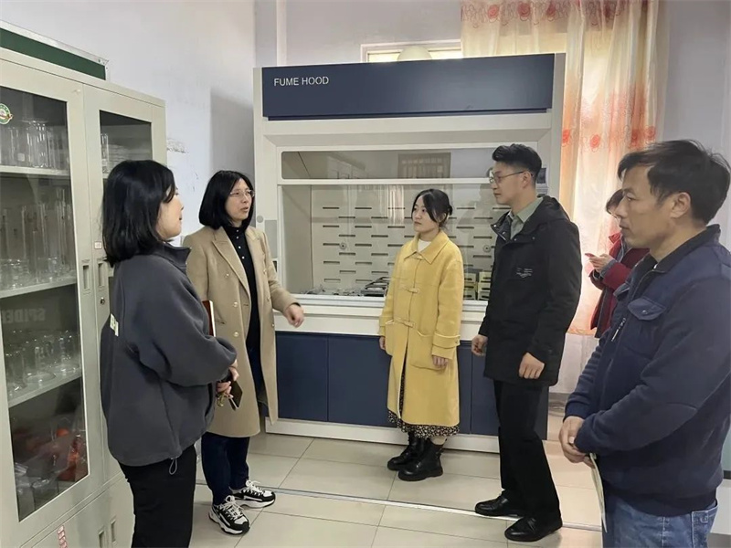 学院领导带队开展校园安全大检查