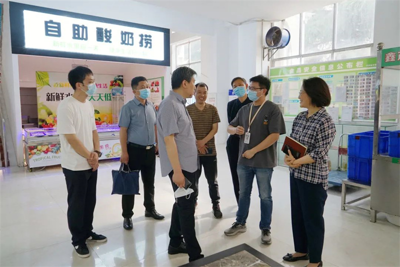 省教育厅平安校园创建工作考核组到米兰检查指导工作