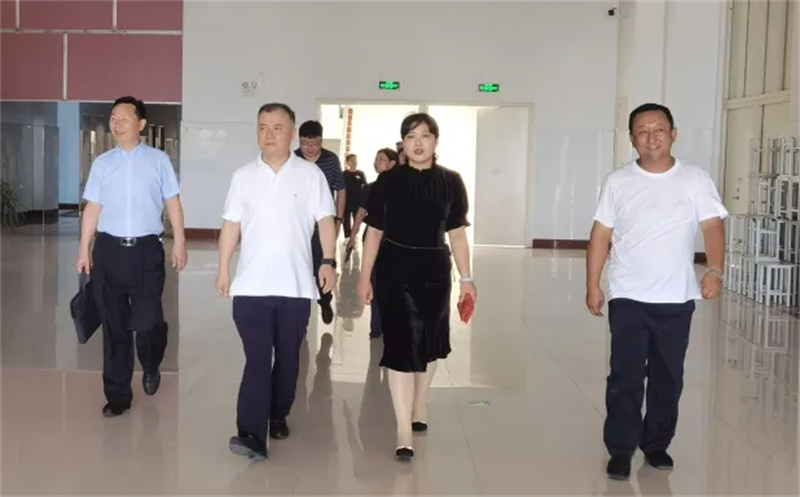 新密市委常委、统战部部长刘军杰一行莅临米兰新密校区走访调研