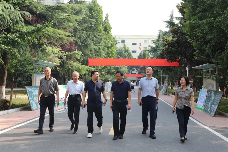 河南省教育厅调研组到米兰调研指导秋季开学工作