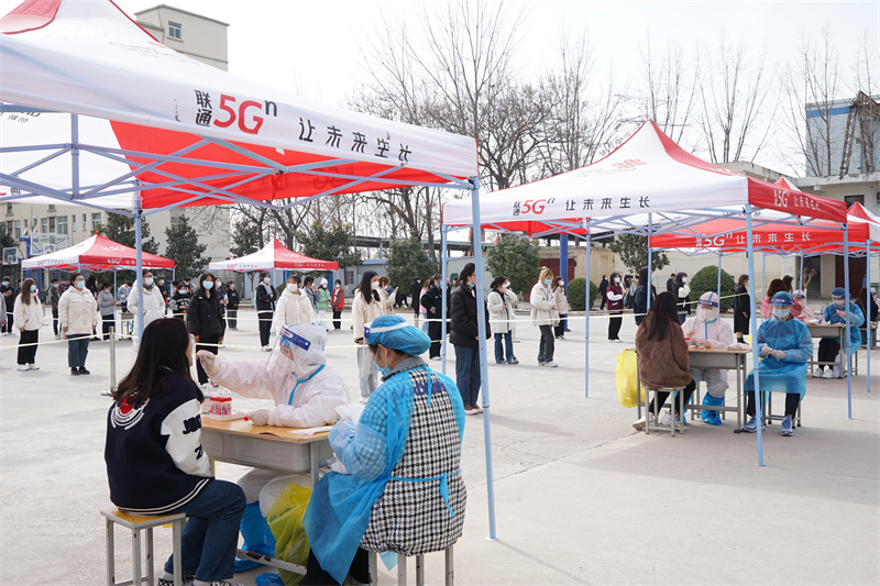 米兰开展返校师生全员核酸检测