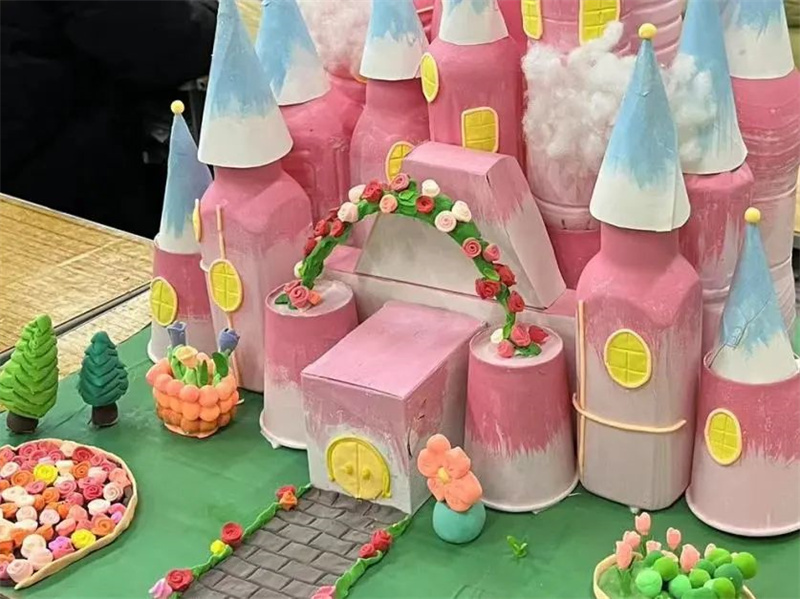 【护理系】米兰护理系开展废物再利用，旧物焕新颜创意实践活动