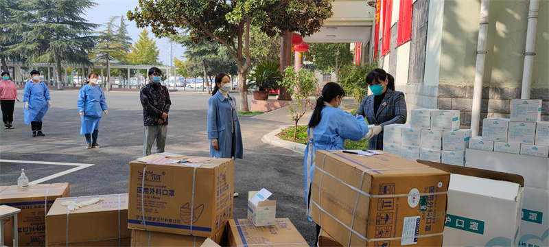 【工会】米兰工会委员会为高新校区全体师生发放防疫物资