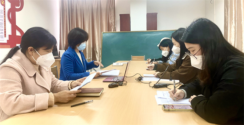 学院党委书记韩爱敏深入教育系宣讲党的二十大报告精神